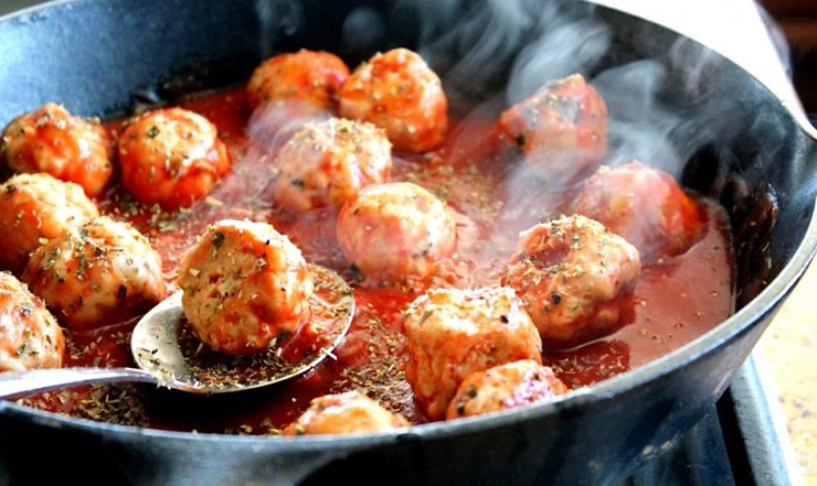 Tomato Meatballs in Creamy Basil Sauce