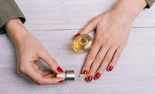 How one can Use Cuticle Oil