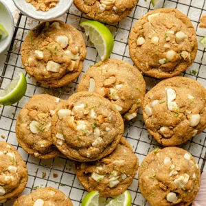 White Chocolate Cookies With Macadamia