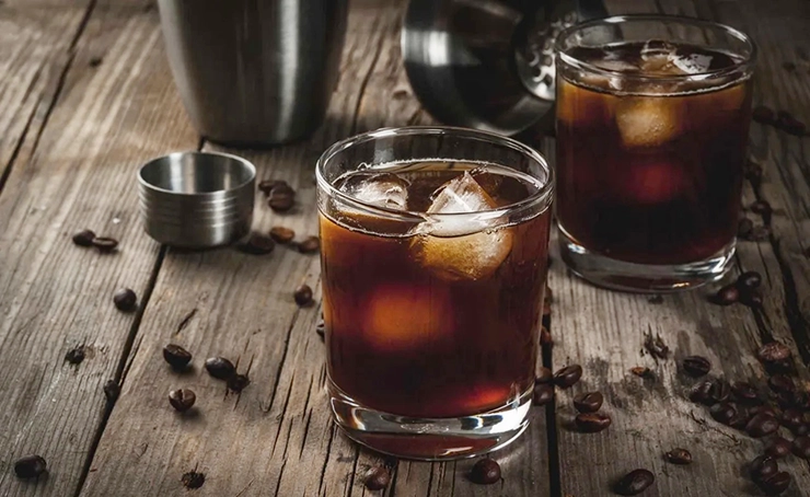 Black Russian cocktail