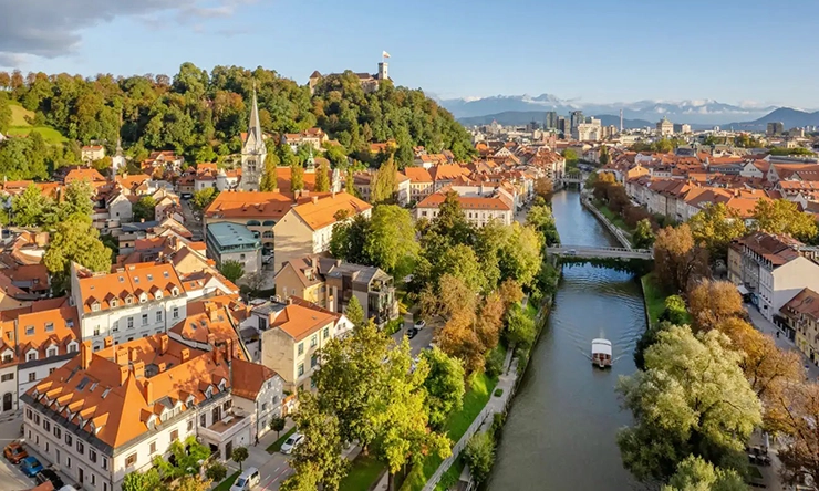 slovenia traditional clothing